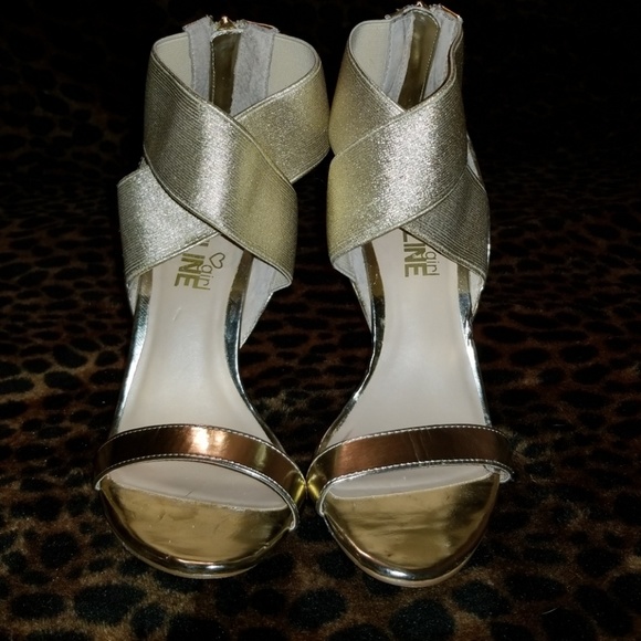 madeline girl Shoes - 🤡👱‍♀️GOLD STRAPY SHOES👱‍♀️